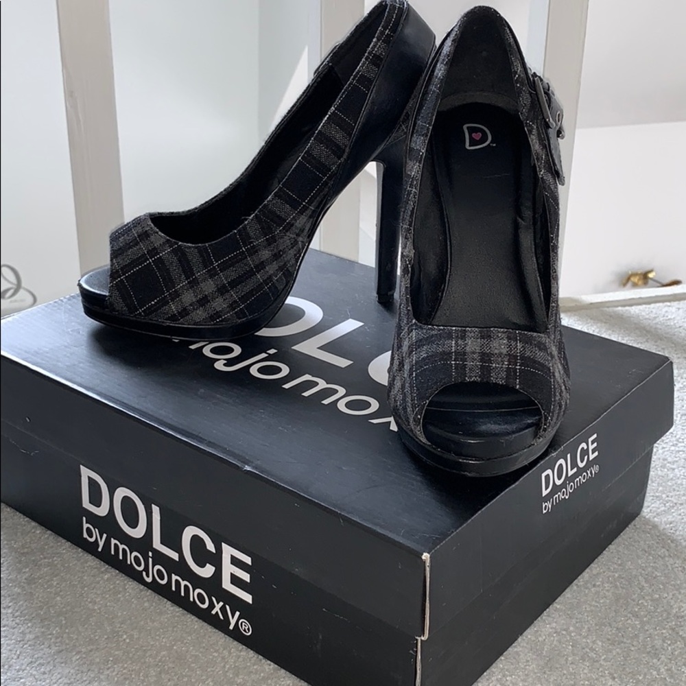 Sexy Plaid Heels